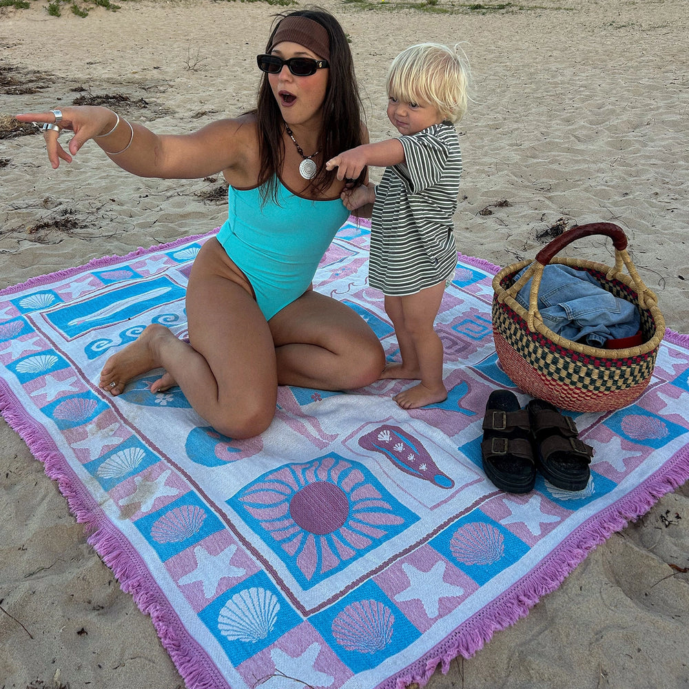 The Coastline Rug